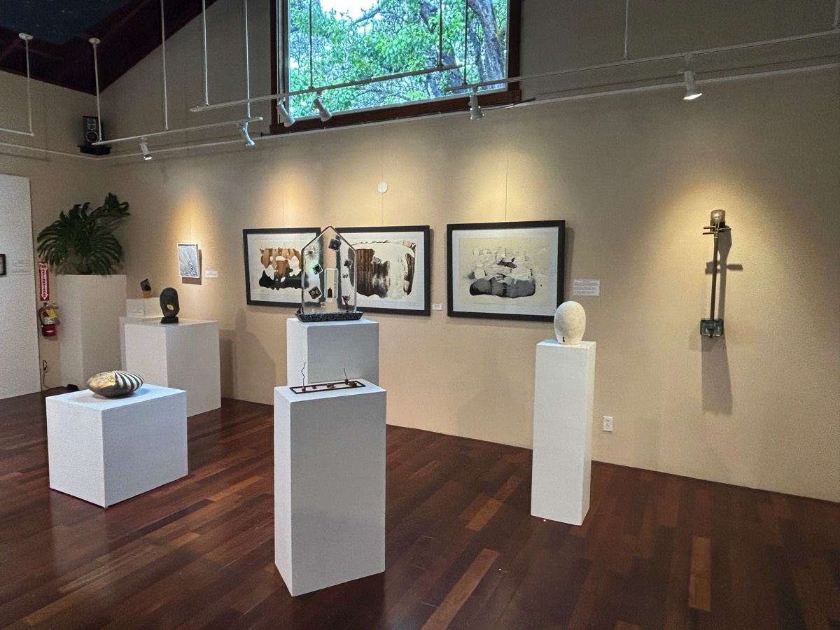 Stacks Image 3092475